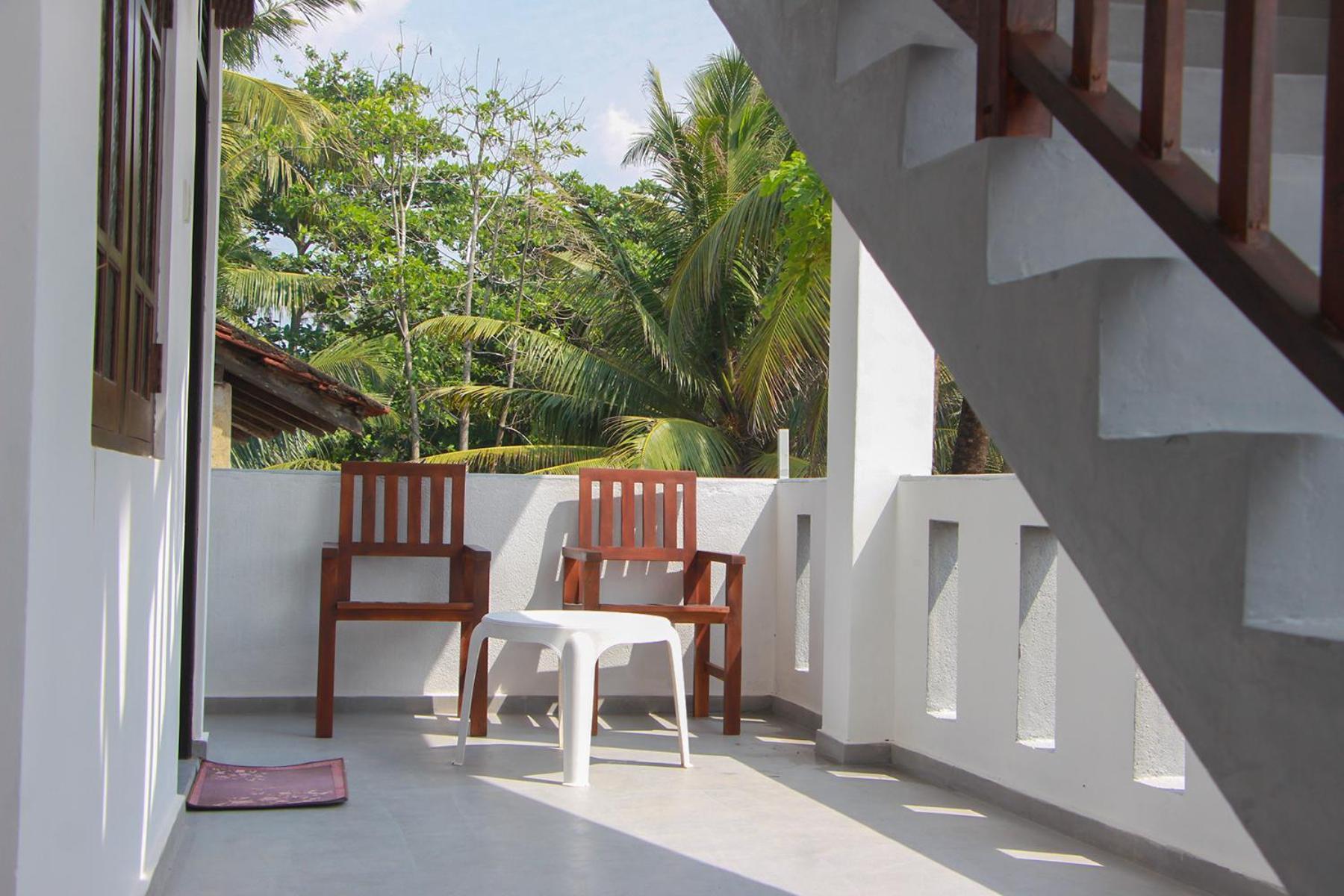 Shehara Sun Surf Lodge Midigama East Exterior foto