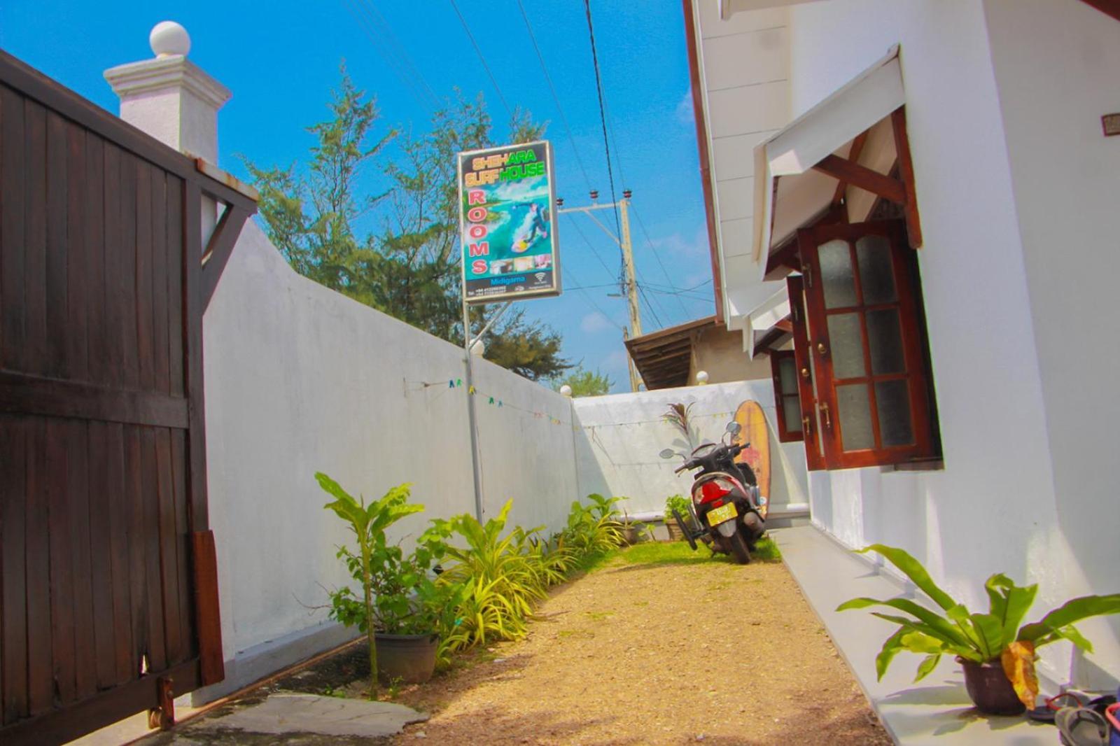 Shehara Sun Surf Lodge Midigama East Exterior foto